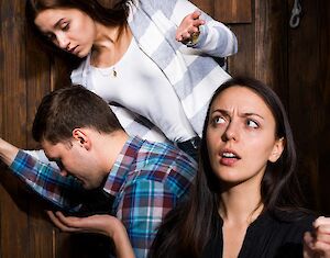 Escape the Bar: Escaperoom Geries Café