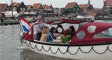 Boottocht Volendam met Loungeboot